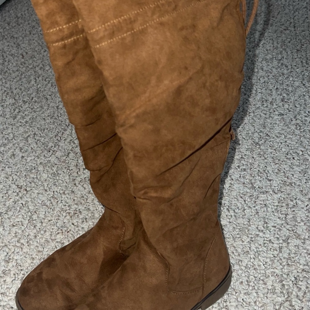 Brown Suede girls Boots
